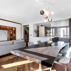 Apartment Modern Penthouse In The, London
